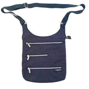 Crossbody Baggallini bag
